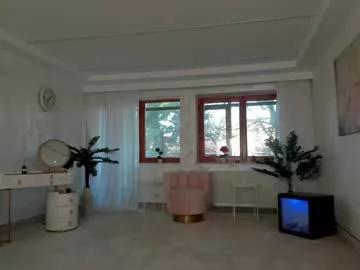 tiffanyhouston_ from Chaturbate