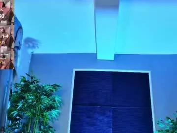 tiffanymiles_ from Chaturbate