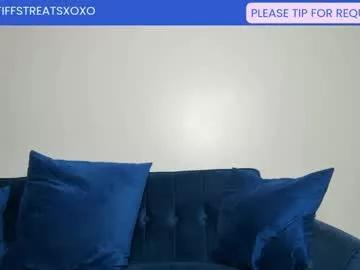 tiffstreatsxoxo from Chaturbate