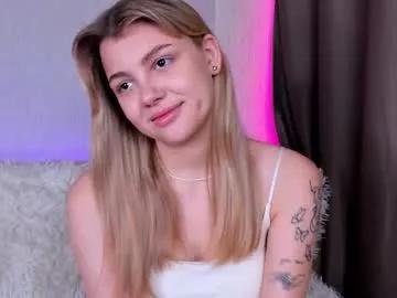 Tinapuff webcams show profile image 