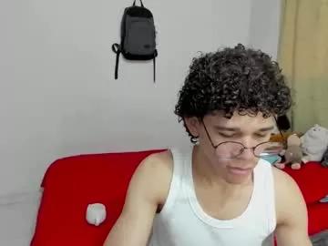 tom_blue10 from Chaturbate is Freechat