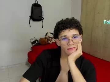 tom_blue10 from Chaturbate is Freechat