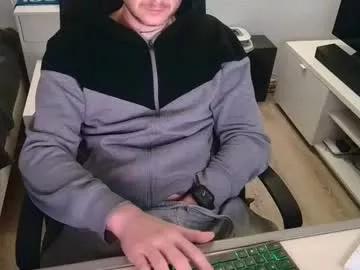 tommy0077 from Chaturbate