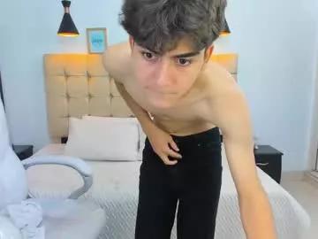 tommy18__ from Chaturbate