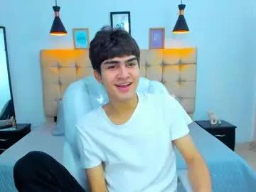 tommy18__ from Chaturbate