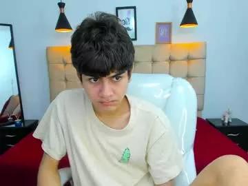 tommy18__ from Chaturbate