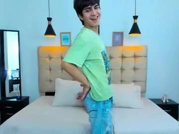 tommy18__ from Chaturbate