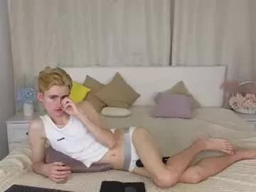 tommy18xxx from Chaturbate