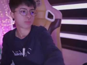 tommy_blue1 from Chaturbate