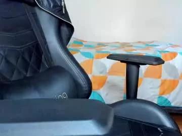 tommy_bred from Chaturbate