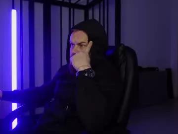 tommy_burnzzz from Chaturbate