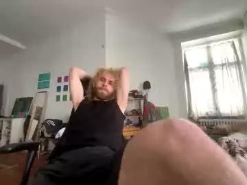 tommyg6420 from Chaturbate