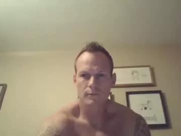 tommygunsfit from Chaturbate