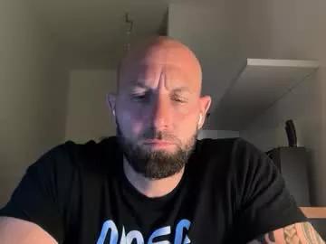 tommyx01 from Chaturbate