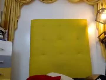 tulunaroja from Chaturbate
