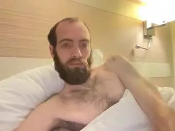 ukhung35 from Chaturbate