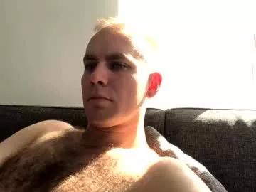 Uncutjakub webcams show profile image 