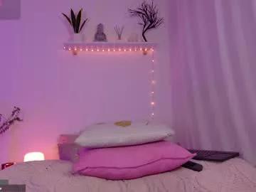 urdreamgiirl from Chaturbate