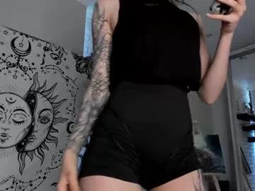 uwu_eva from Chaturbate