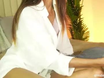 valery_swan1 from Chaturbate is Freechat