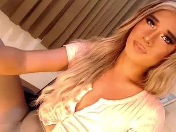 velvet_fux from Chaturbate