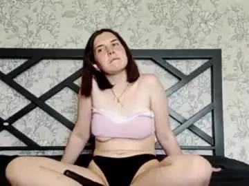 velvetsyn from Chaturbate