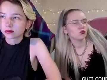 velvetvalkyries from Chaturbate