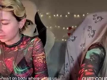 velvetvalkyries from Chaturbate