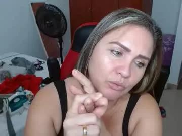 venecasexy44 from Chaturbate