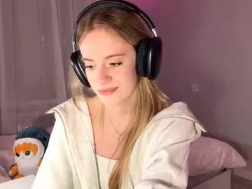 Victorinaokula webcams show profile image 