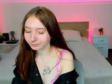 vikivixen from Chaturbate