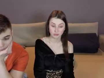 vikki_and_george from Chaturbate