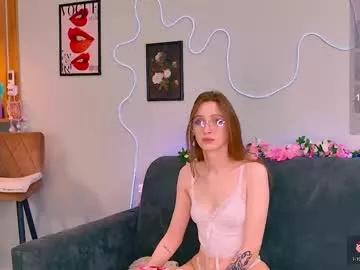 vikki_wye from Chaturbate