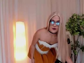 vitta_alfayed from Chaturbate