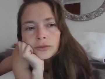 vivi_bee from Chaturbate