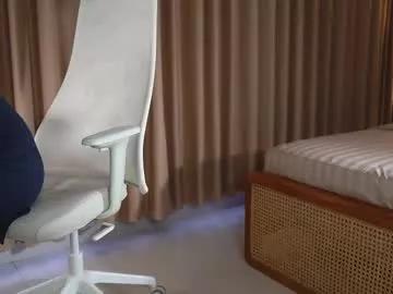 vivian_cb from Chaturbate