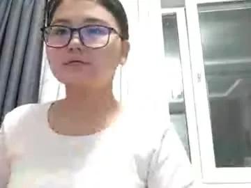 vivianwollert from Chaturbate