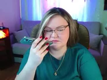 vivien__wet from Chaturbate