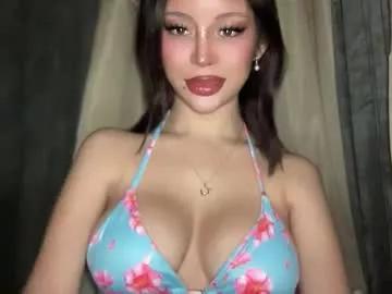 weebu010 from Chaturbate