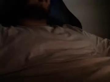 wellingtont from Chaturbate