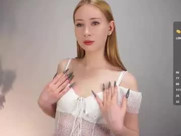 willabelow from Chaturbate