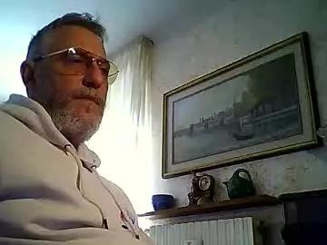 willfire71 from Chaturbate