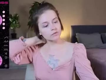 wow_luvng from Chaturbate