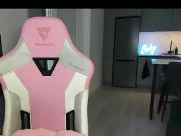 wowlovie666 from Chaturbate