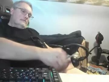 wowsers2022 from Chaturbate