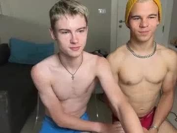 xxevilfox from Chaturbate