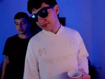 xxhoty0ung_boysxx from Chaturbate