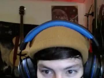 xxwhitefoxx from Chaturbate