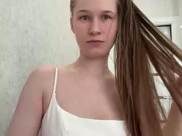 yana_squrel_22 from Chaturbate