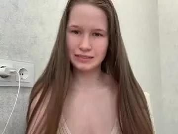 yana_squrel_22 from Chaturbate